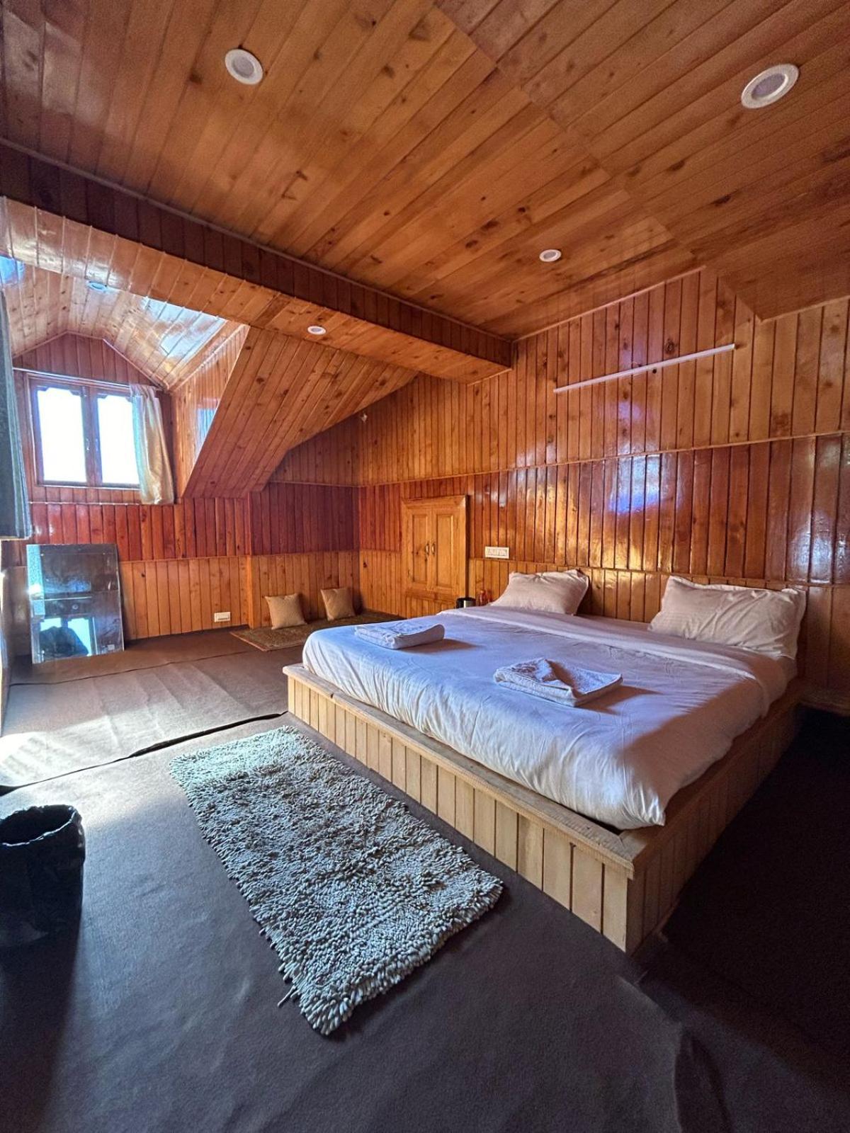 The Offbeat Chalet Jibhi 外观 照片